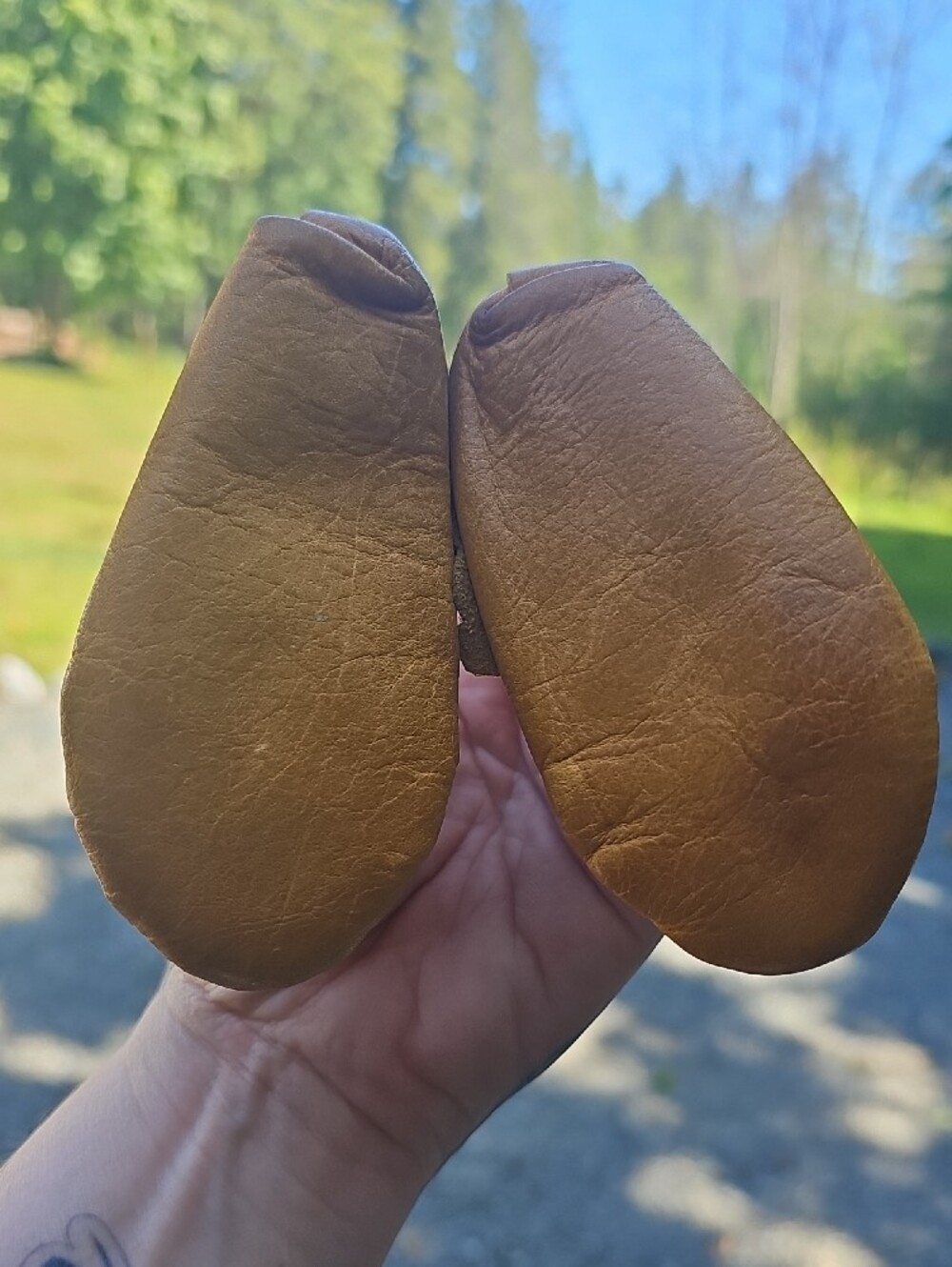 Vintage Leather Baby Moccasins in Tan - Made In Canada - Picture 7 of 8